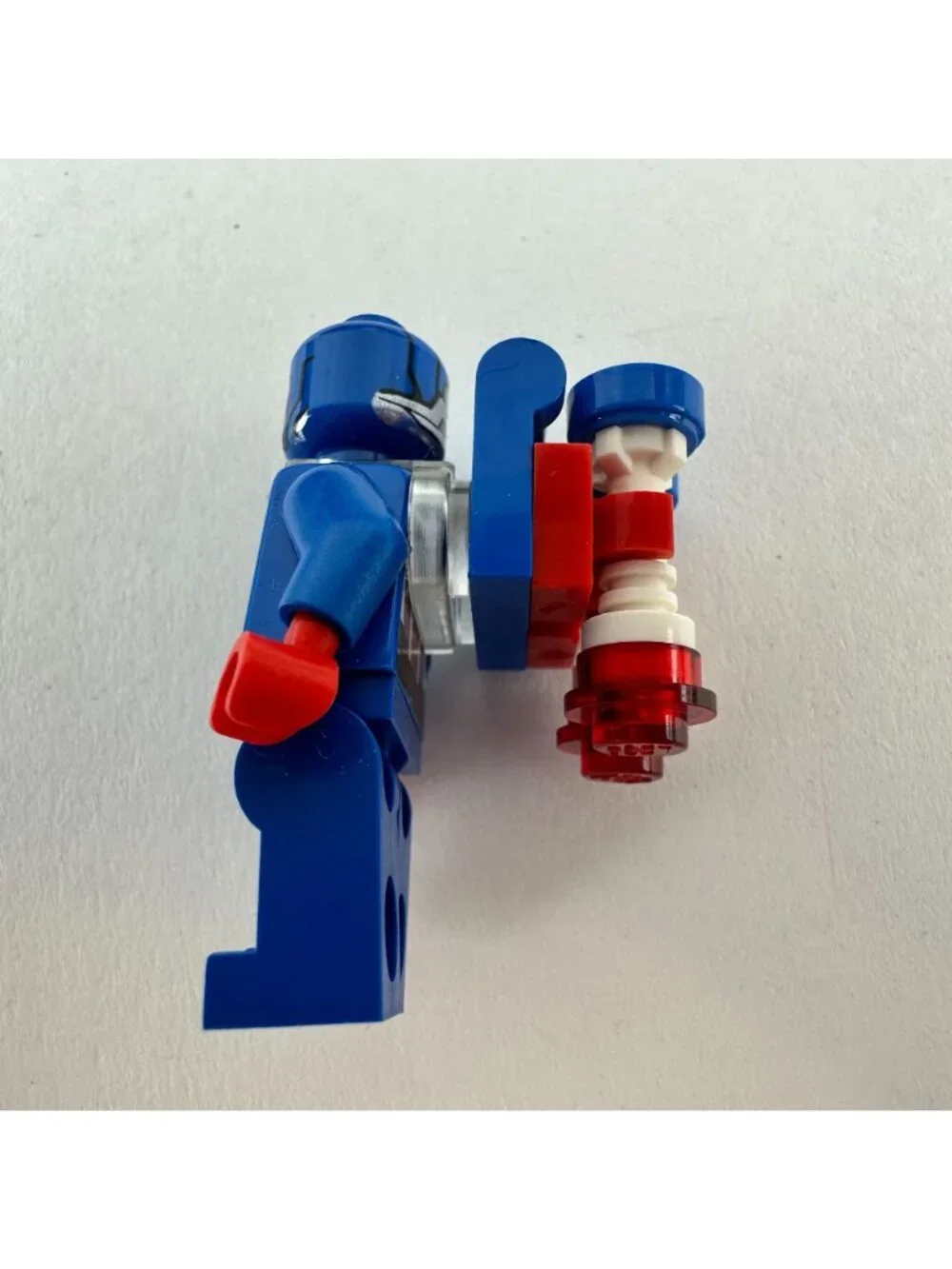LEGO Minifig Marvel Captain America with Rocket Pack